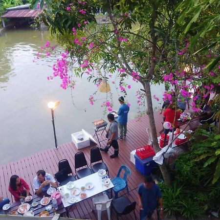 Resort Baan Mai Chai Khlong Amphawa Exterior photo